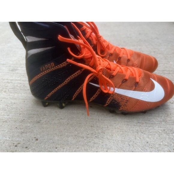 Size 13 Nike Vapor Untouchable 3 Elite Football Cleats Black/Orange AO3006-081 main image 5
